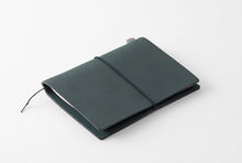Load image into Gallery viewer, TRAVELER’S notebook/ PASSPORT size/ BLUE