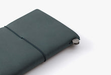 Load image into Gallery viewer, TRAVELER’S notebook/ PASSPORT size/ BLUE