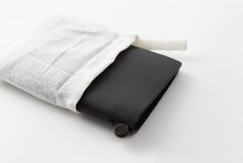 Load image into Gallery viewer, TRAVELER’S notebook/ PASSPORT size/ BLACK
