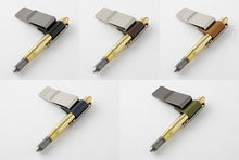 Załaduj obraz do przeglądarki galerii, TRAVELER’S notebook 016 Pen holder* kolory
