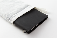 Załaduj obraz do przeglądarki galerii, Traveler's notebook/ Regular size/ BLACK

